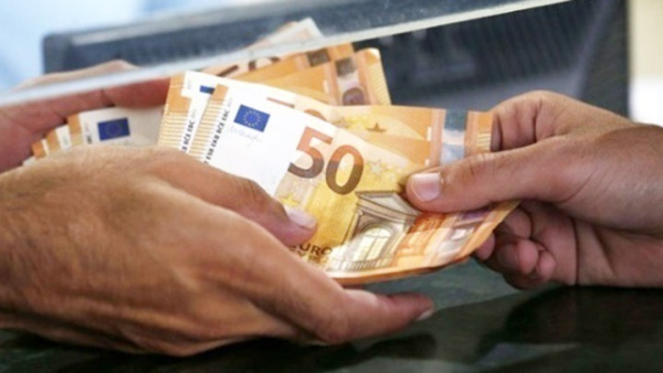 ΓΣΕΕ: Τι ισχύει για την αμοιβή εργαζομένων την ημέρα του Αγίου Πνεύματος