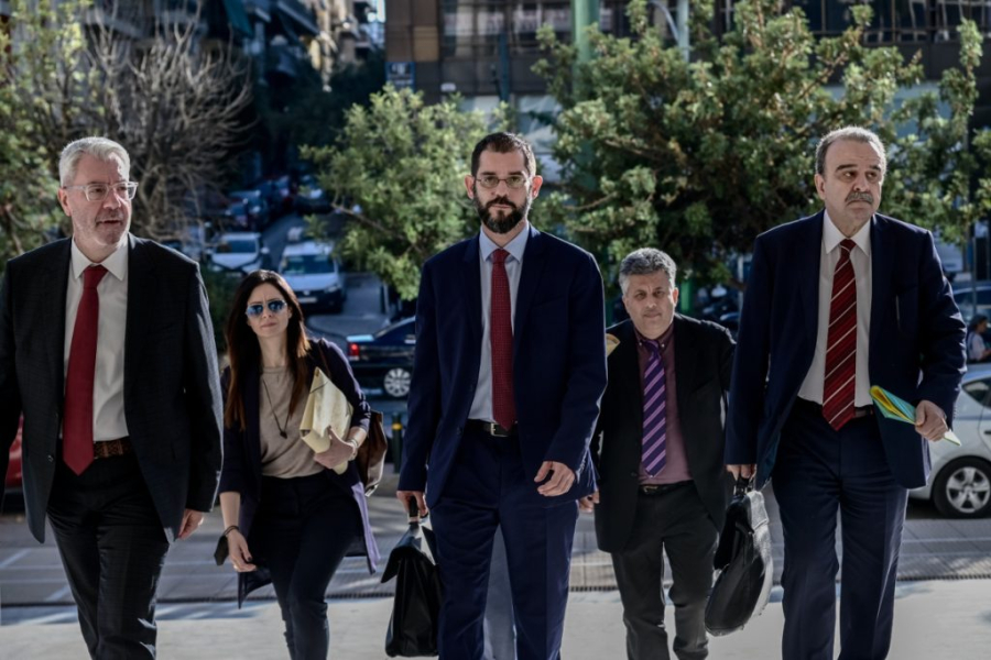 Ξεκίνησε η δίκη των Ν. Παππά και Χρ. Καλογρίτσα για τις τηλεοπτικές άδειες του 2016