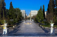 Ύποπτο σακίδιο στο Σύνταγμα: Στο σημείο κλιμάκιο του ΤΕΕΜ - Λήξη συναγερμού