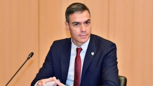 Στο Κίεβο ο Ισπανός πρωθυπουργός Σάντσεθ "έναν χρόνο μετά την έναρξη του πολέμου"