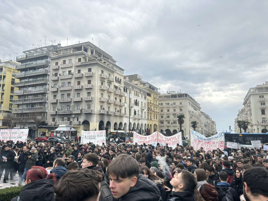 Εισαγγελική έρευνα για αναρτήσεις προτροπής σε βιαιοπραγίες στις συγκεντρώσεις για τα Τέμπη