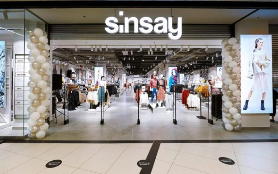 Sinsay: Ανοίγει τη «βεντάλια» των προϊόντων πριν τα εγκαίνια του πρώτου φυσικού σημείου πώλησης