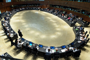 Συμβούλιο Περιβάλλοντος: Συζήτηση σχετικά με τα απόβλητα και τους κόκκους πλαστικού