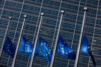 Κομισιόν: Νέοι κανόνες για τον περιορισμό βραχυχρόνιων μισθώσεων τύπου Airbnb στις περιοχές με στεγαστική πίεση