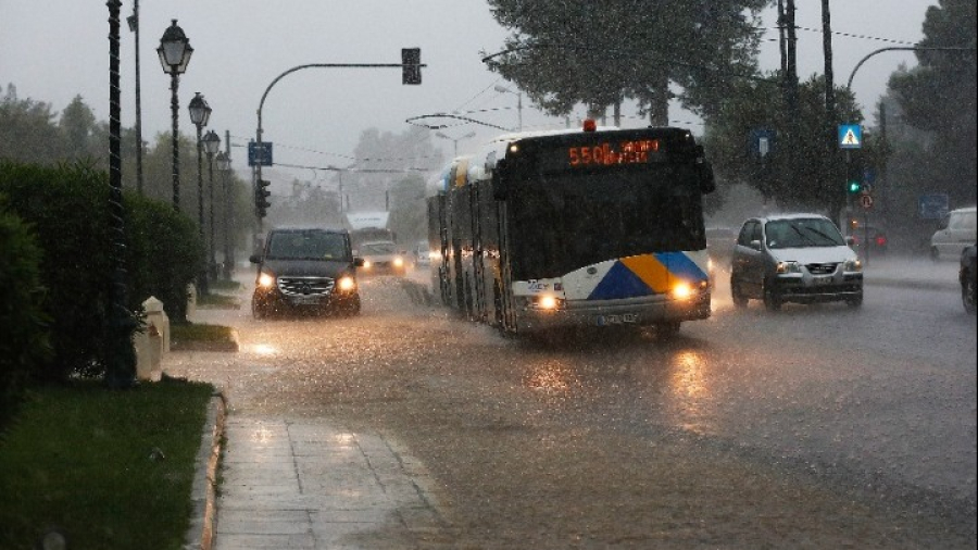 Οι νεότερες κυκλοφοριακές ρυθμίσεις στην Αττική λόγω της κακοκαιρίας