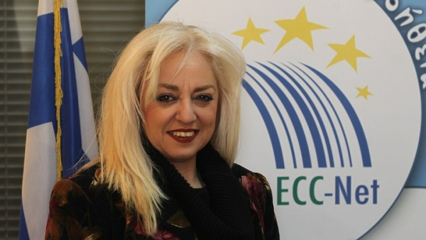 Τι απαντά η Αννα Στρατινάκη για την παραίτησή της και την υπόθεση Παναγόπουλου