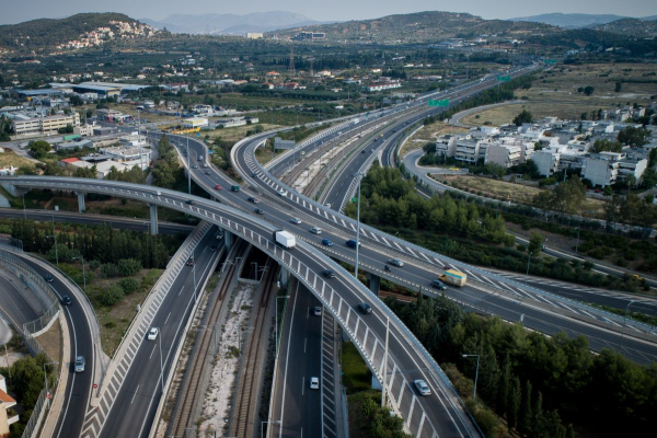 Κυκλοφοριακές ρυθμίσεις στην Αττική Οδό από σήμερα το βράδυ (14/2)
