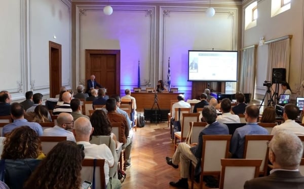 EnEarth: Σημαντικά οφέλη από τη δημιουργία αλυσίδας δέσμευσης και αποθήκευσης CO₂ στην Ελλάδα