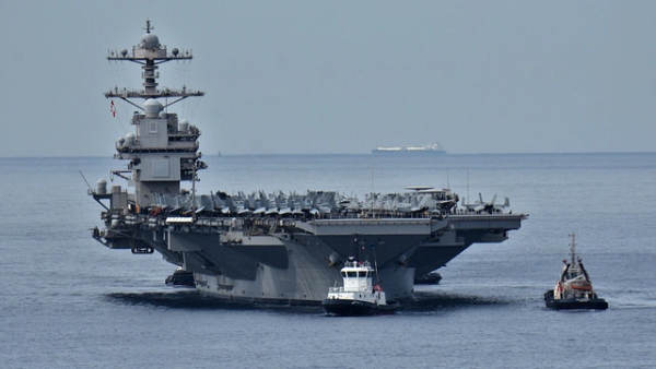 Ιράν: Προτάθηκε η επιβολή τελών διέλευσης στα πλοία που διαπλέουν το Στενό του Χορμούζ