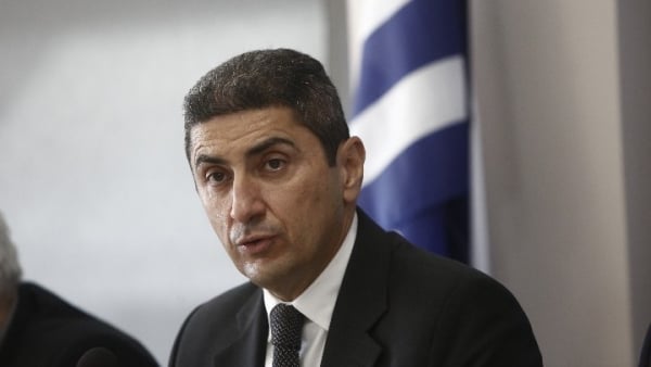 Αυγενάκης από Ρόδο: Με ταχύτατους ρυθμούς οι αποζημιώσεις για τις πυρκαγιές