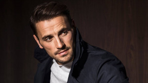 Νίκος Βέρτης: Αναβάλλεται η σημερινή συναυλία στο Τελ Αβίβ - Πέρασε τη νύχτα σε καταφύγιο