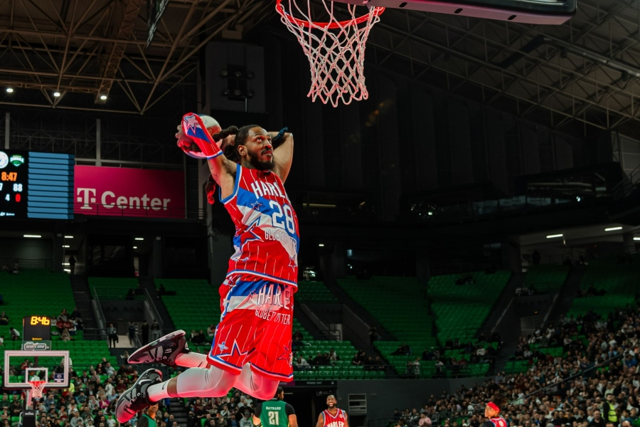 Οι Harlem Globetrotters μάγεψαν την Αθήνα με ένα ανεπανάληπτο μπασκετικό show