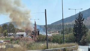 Πυρκαγιά σε χώρο απορριμμάτων στο Μαρκόπουλο Αττικής