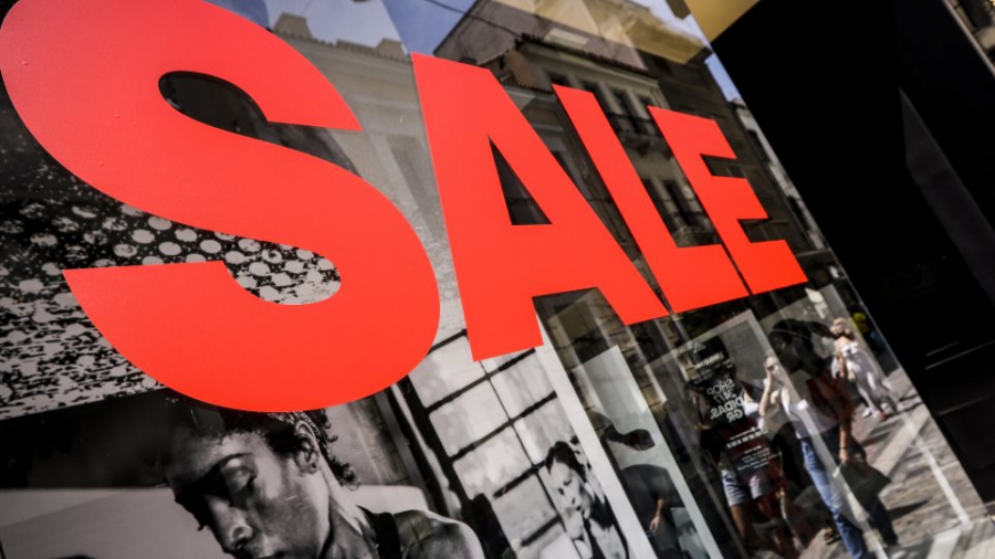 ΠΕΣΑ: Οι θερινές εκπτώσεις δίνουν τη θέση τους στις προσφορές του «αποκαλόκαιρου»