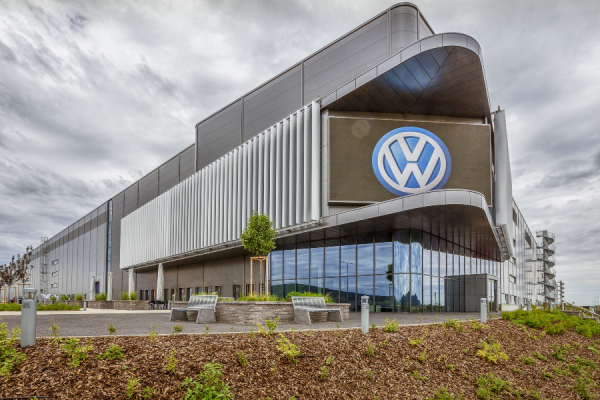Volkswagen: Ψαλίδι σε θέσεις εργασίας και διοικητικά μέλη - Προσπάθεια εξοικονόμησης 1 δισ.