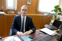 Σκαλτσούνης (ΣτΕ): Συνταγματικά ανεκτό το πρόστιμο των 100 ευρώ στους άνω των 60 ετών ανεμβολίαστους