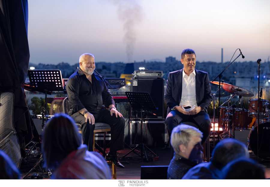 Από αριστερά: Θεόδωρος Νικολόπουλος, Πρόεδρος &amp; Διευθύνων Σύμβουλος ORBYT GLOBAL, Αντώνης Σρόιτερ, δημοσιογράφος &amp; συντονιστής της εκδήλωσης