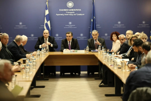 Σύσκεψη Μ. Σχοινά με κτηνοτρόφους Λέσβου: Ψυχραιμία, αυστηρή τήρηση των μέτρων και συνεχής στήριξη των πληγέντων