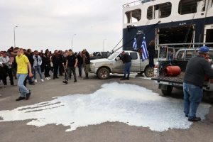 Λέσβος: Συγκεντρώσεις και πορείες διαμαρτυρίας πραγματοποίησαν κτηνοτρόφοι - «Οικονομική ασφυξία» στο νησί