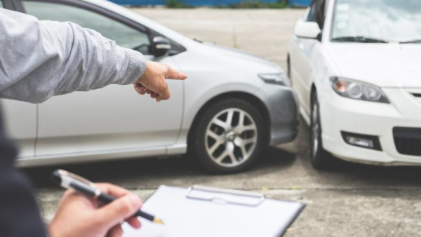 insurancemarket: Τεράστια αύξηση στις πωλήσεις μικτής ασφάλισης αυτοκινήτου το 2023