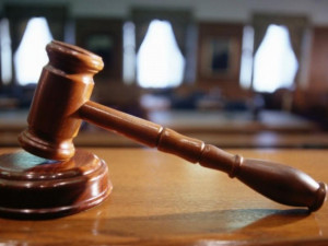 Εισαγγελική παρέμβαση για αναρτήσεις κατά δικαστικών που έκριναν υποθέσεις επιμέλειας ανήλικων τέκνων