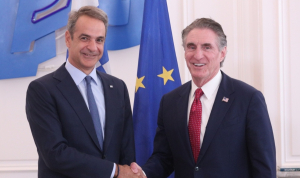 Υπ. Εσωτερικών των ΗΠΑ σε Μητσοτάκη: Μπορούμε να επεκτείνουμε την ενεργειακή συνεργασία μας