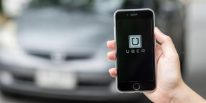 Uber: Νέα υπηρεσία αποστολής και παραλαβής πακέτων