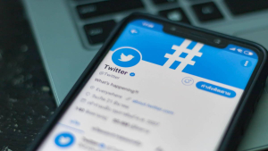 Η Twitter θα χρεώνει τα SMS του ελέγχου ταυτότητας 2 παραγόντων