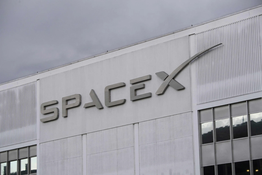 SpaceX: Άλμα 92% στα έσοδα του α' τριμήνου στα 7,8 δισ. δολάρια