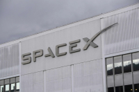 SpaceX: Άλμα 92% στα έσοδα του α' τριμήνου στα 7,8 δισ. δολάρια