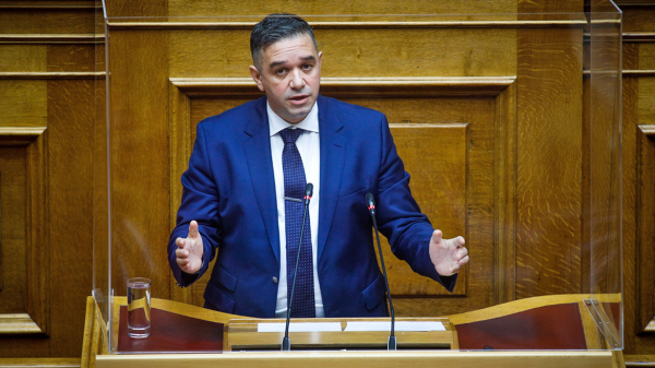 Έρευνα για τις συμβάσεις του πρώην βουλευτή Θ. Χειμάρα με υπηρεσίες του δημοσίου