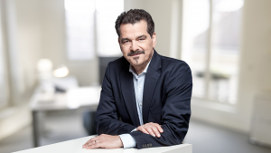 Αvramar: Πως ερμηνεύεται η αποχώρηση του CEO της μεταβατικής περιόδου Alex Myers