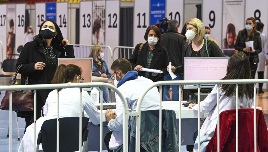 Σερβία-κορονοϊός: Οικονομικά κίνητρα στους πολίτες για να εμβολιαστούν