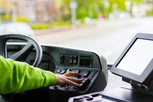 Γερμανία: Μεγάλη ζήτηση για Έλληνες οδηγούς λεωφορείων (Deutsche Welle)