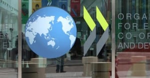 ΟΟΣΑ: Η ανάπτυξη της ελληνικής οικονομίας στο 2,4% εφέτος και 2% το 2024