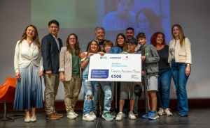 «Solve for Tomorrow»: Με 5 βραβεύσεις ολοκληρώθηκε o 4ος Πανελλήνιος σχολικός διαγωνισμός ιδεών