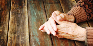 Σέρρες: Συγγενείς δεν δέχονται στο σπίτι τους ηλικιωμένη που πέρασε κορονοϊό