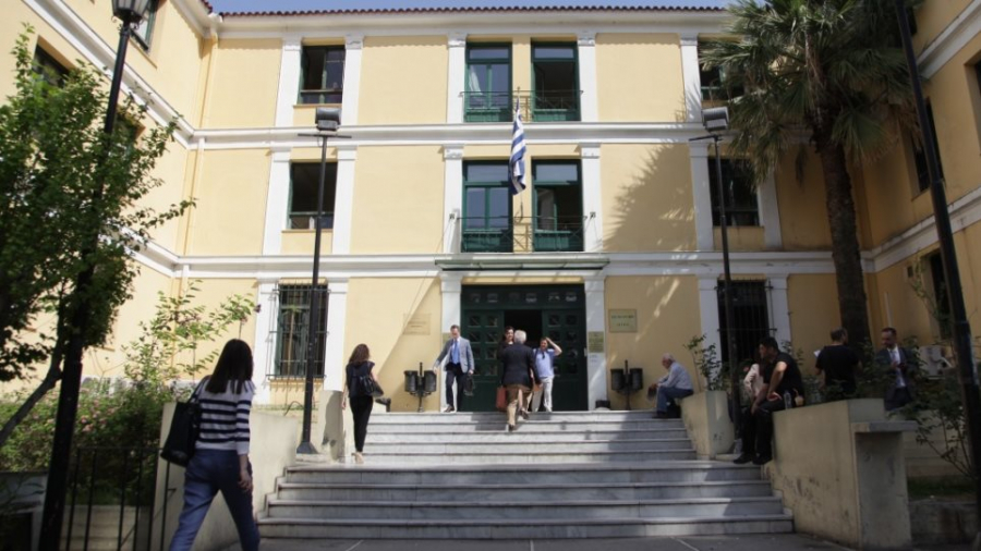 Στην ανακρίτρια καταθέτει ο πατέρας της μικρής Τζωρτζίνας, Μάνος Δασκαλάκης