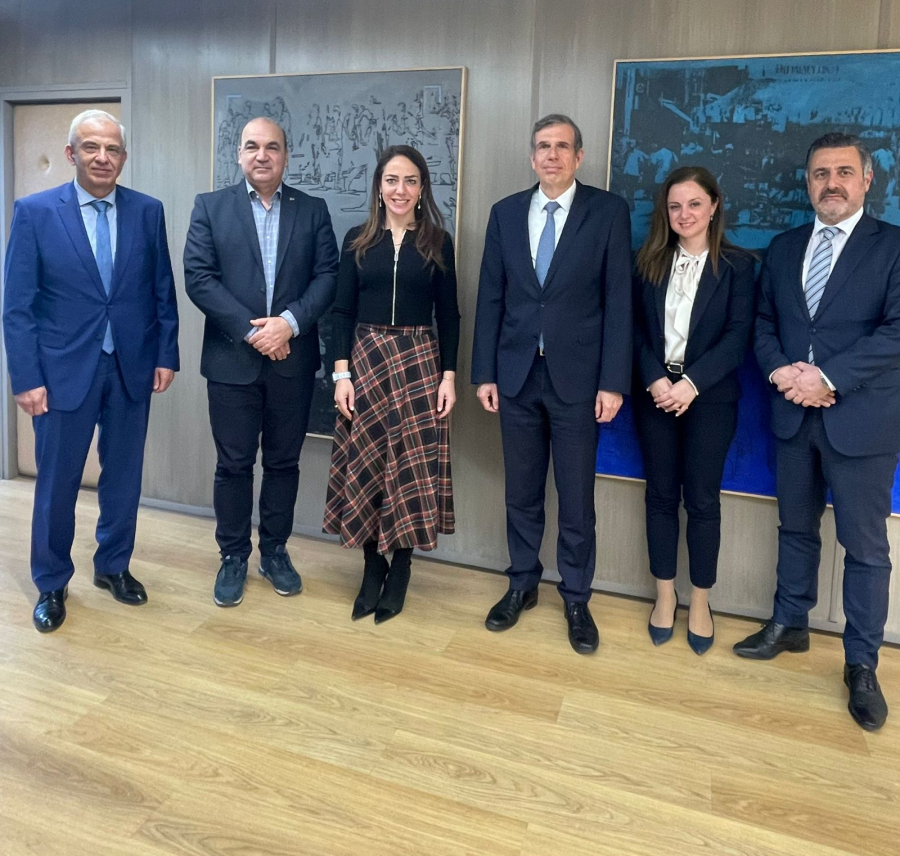 Συνάντηση Δόμνας Μιχαηλίδου με το προεδρείο της Ένωσης Σούπερ-Μάρκετ Ελλάδας