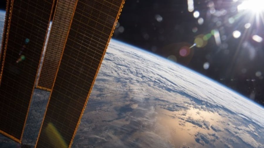 Roscosmos: Η ρωσική διαστημική υπηρεσία υπερδιπλασιάζει τον αριθμό των δορυφόρων της