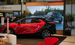 Samsung: Επέκταση συνεργασίας με Toyota για την ψηφιακή μετάβαση των αντιπροσωπειών της