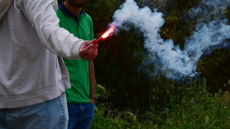 Καλαμάτα: Πατέρας και κόρη τραυματίστηκαν από ναυτική φωτοβολίδα