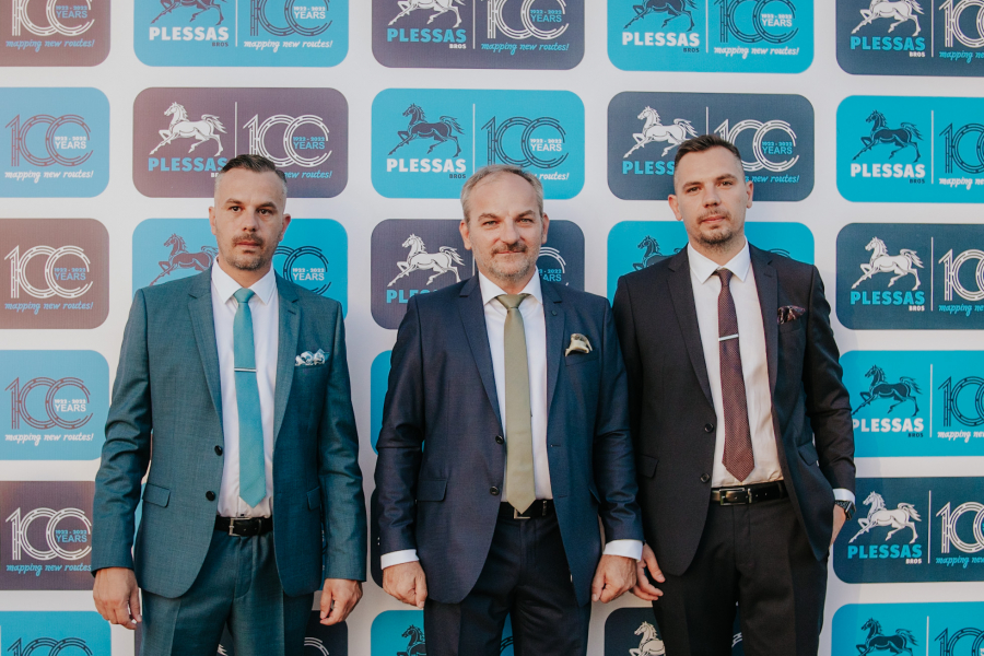 Από αριστερά Πέτρος Πλέσσας CEO, Διονύσιος Πλέσσας, commercial - marketing manager και Άγγελος Πλέσσας, COO.