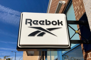 Τουρκική εταιρεία συζητά την εξαγορά των δραστηριοτήτων της Reebok στη Ρωσία