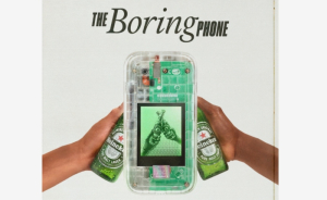 Η Heineken φέρνει το «The Boring Phone» - Το πιο... πολυπόθητο βαρετό gadget