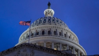 ΗΠΑ: Η Βουλή Αντιπροσώπων ενέκρινε το ν/σ για την αύξηση ορίου του χρέους
