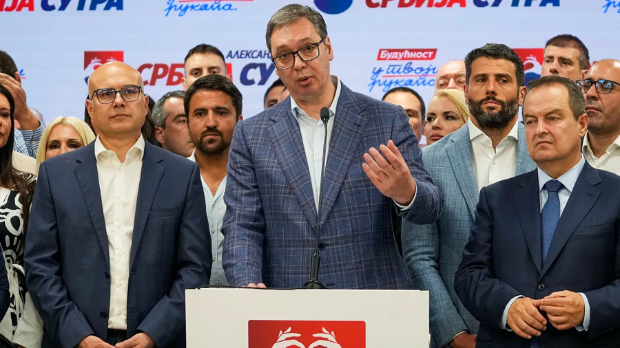 Σερβία: "Στα κόκκινα" η πόλωση ενόψει των βουλευτικών εκλογών- Το φοιτητικό κίνημα, "η σοβαρότερη απειλή" για τον Βούτσιτς