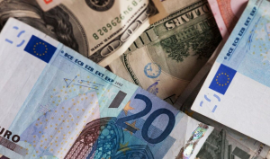 Το ευρώ ενισχύεται 0,27%, στα 1,0495 δολάρια