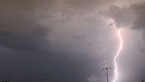 Κακοκαιρία πλήττει από τα βορειοδυτικά - Πού εντοπίζονται προβλήματα