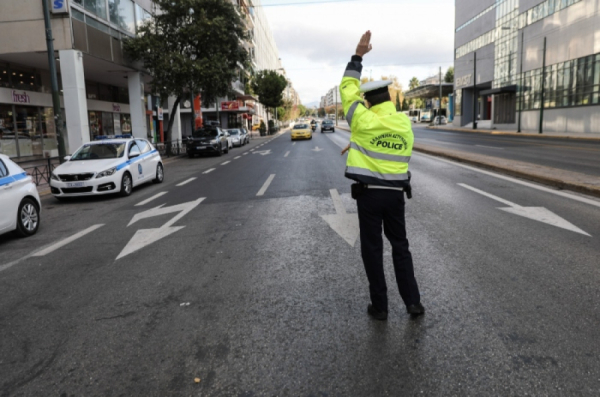 Τι προβλέπει ο νέος ΚΟΚ - Αυστηρές ποινές για αλκοόλ, κινητό και υπερβολική ταχύτητα